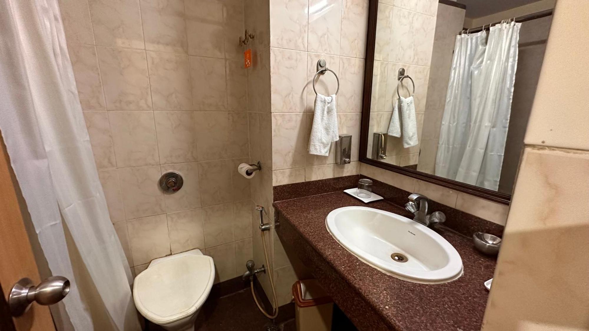 Hotel Sriyash Regency Bhagalpur Exterior photo